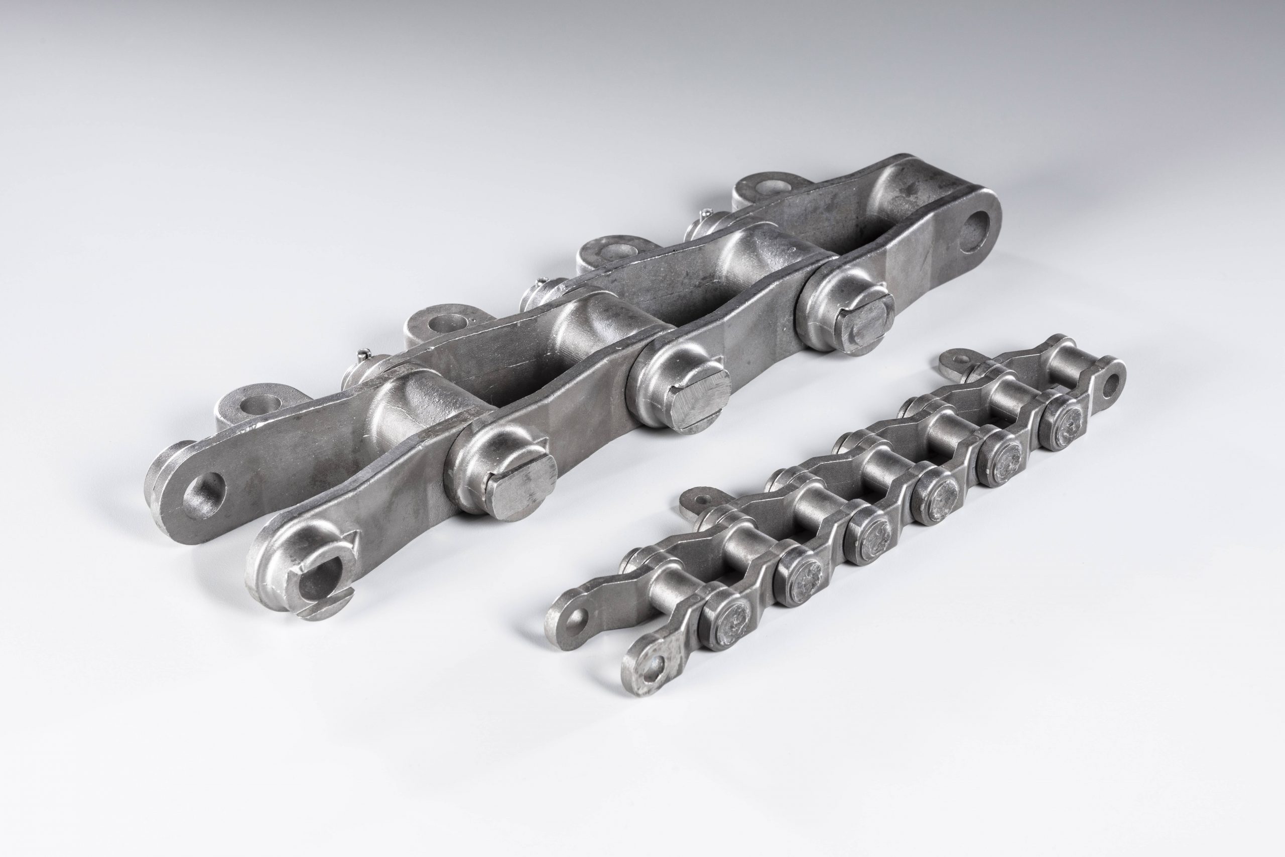 Chain edges examples for conveyor belt.